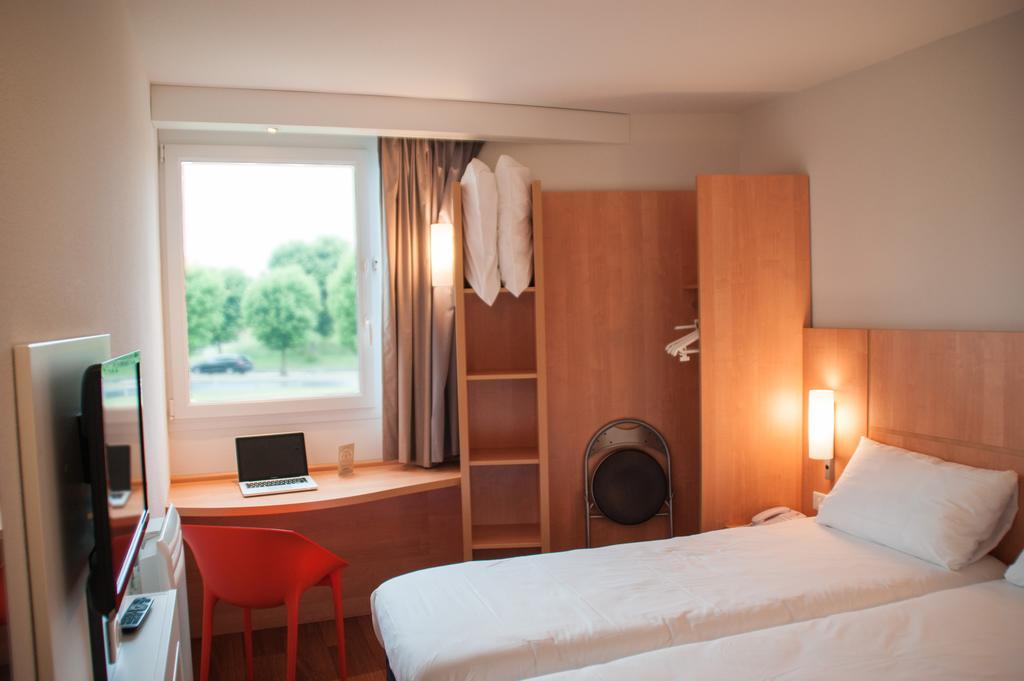 Ibis Rambouillet Otel Dış mekan fotoğraf