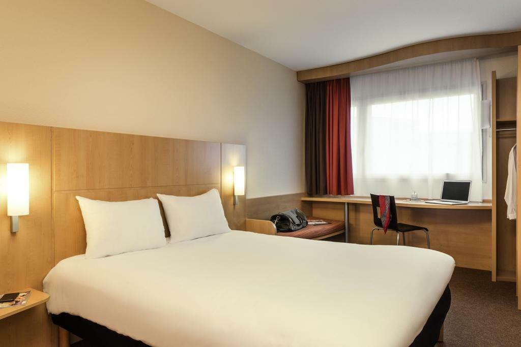 Ibis Rambouillet Otel Dış mekan fotoğraf